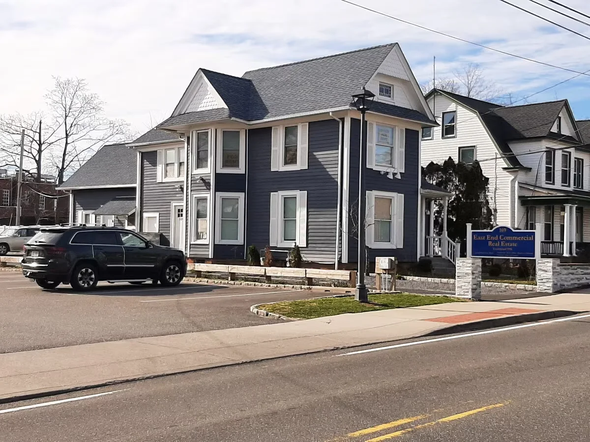 Commercial Painting in Riverhead